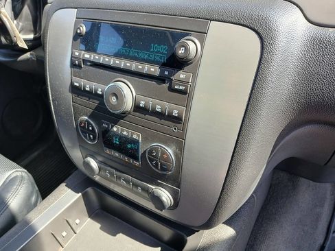 Used 2012 Chevrolet Silverado 2500 LTZ w/ LTZ Plus Package AWD/4WD image 30