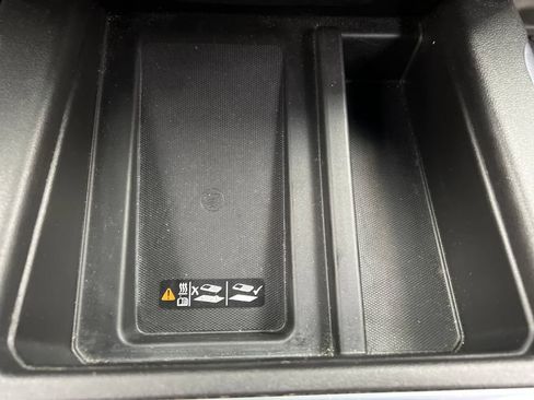Used 2021 GMC Sierra 1500 AT4 w/ AT4 Value Package AWD/4WD image 41