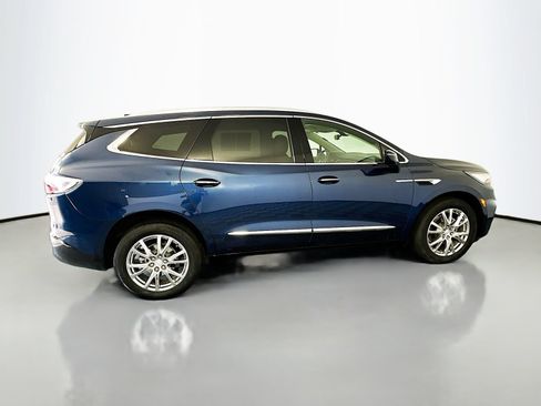 Used 2022 Buick Enclave Premium w/ Experience Buick Package AWD/4WD image 8