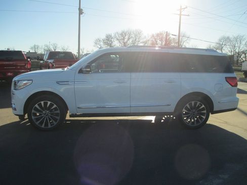 Used 2020 Lincoln Navigator L Reserve w/ Luxury Package image 8