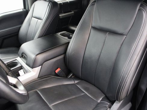 Used 2020 Ford F250 Lariat w/ Lariat Ultimate Package image 15