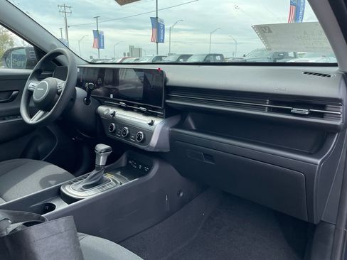 New 2026 Hyundai Kona SE image 26