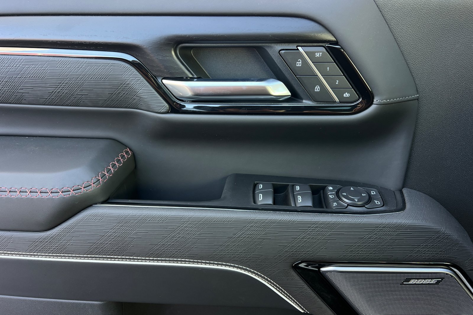 New 2026 GMC Sierra 2500 AT4X w/ AT4X AEV Edition AWD/4WD image 9