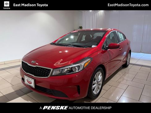 Used 2017 Kia Forte S image 1