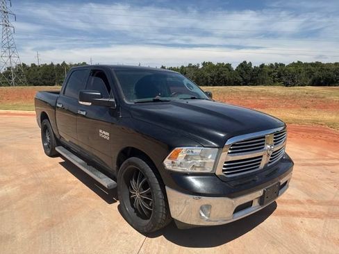 Used 2018 RAM 1500 Big Horn RWD image 3