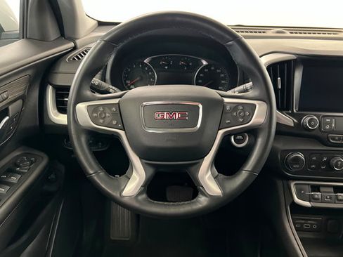 Used 2024 GMC Terrain SLT AWD/4WD image 12