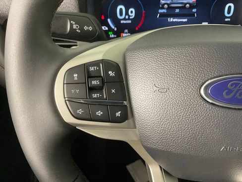 New 2026 Ford Explorer Active RWD image 23