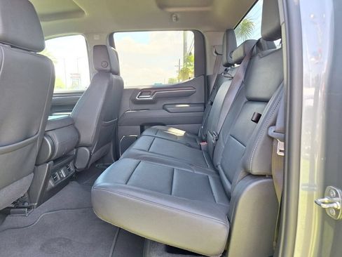 Used 2024 GMC Sierra 1500 SLT RWD image 11