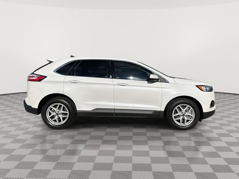 Used 2021 Ford Edge SEL w/ Convenience Package image 6