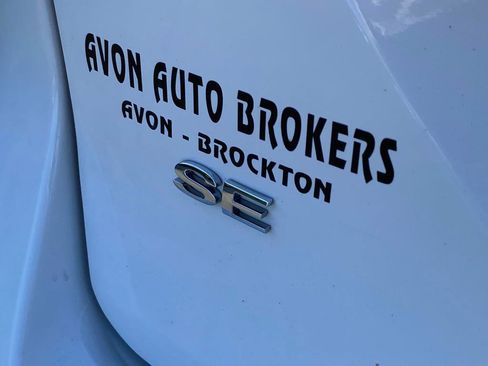 Used 2016 Ford Fiesta SE image 7