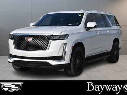 Used 2021 Cadillac Escalade ESV Premium Luxury w/ LPO, Illumination Package