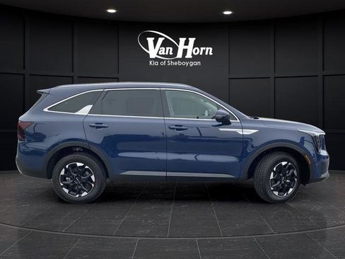New 2026 Kia Sorento S AWD/4WD image 7
