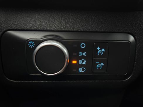 Used 2022 Ford Escape SE image 26