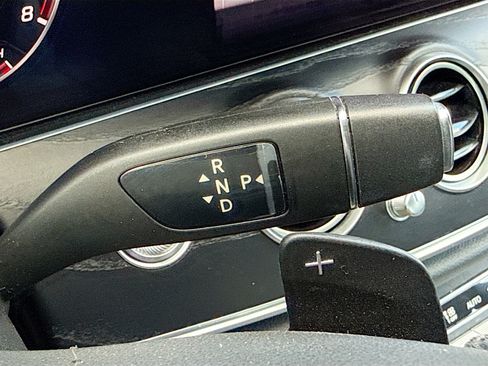 Used 2020 Mercedes-Benz E 350 Sedan image 28