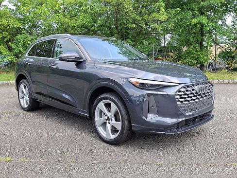 New 2025 Audi Q5 Premium Plus image 10