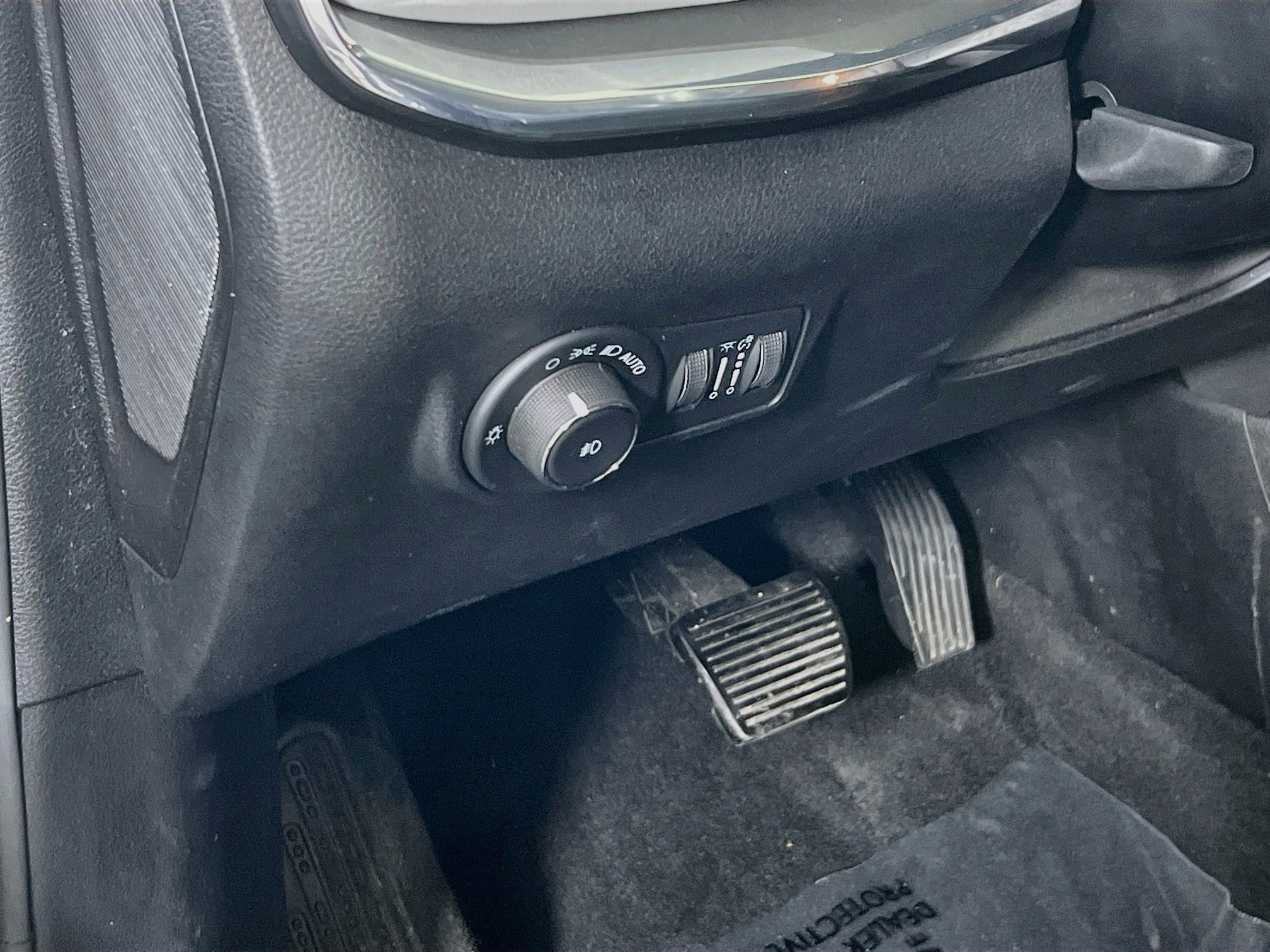 Used 2022 Jeep Compass Limited AWD/4WD image 10