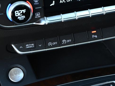 Used 2018 Audi Q5 Prestige w/ Prestige Package image 20