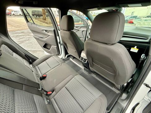 New 2026 Chevrolet Equinox LT image 37