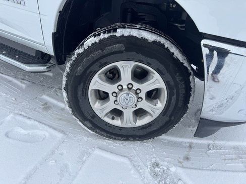 Used 2023 RAM 2500 Big Horn w/ Level 1 Equipment Group image 37