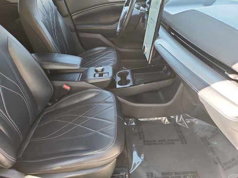 Used 2023 Ford Mustang Mach-E Select RWD image 18