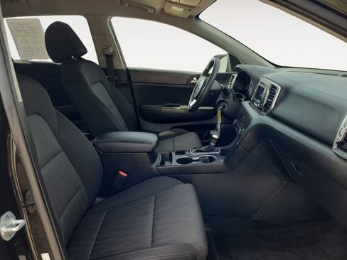 Used 2019 Kia Sportage LX AWD/4WD image 15