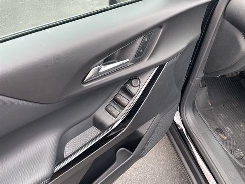 Used 2026 Chevrolet Equinox LT w/ LPO, Floor Liner Package AWD/4WD image 22