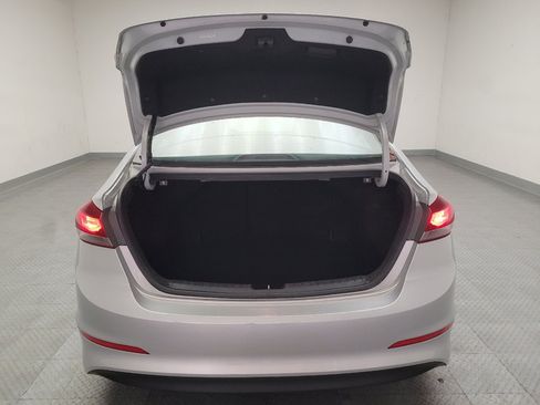 Used 2018 Hyundai Elantra SEL FWD image 29