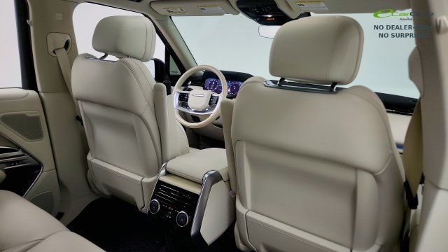 Used 2024 Land Rover Range Rover SE AWD/4WD image 39