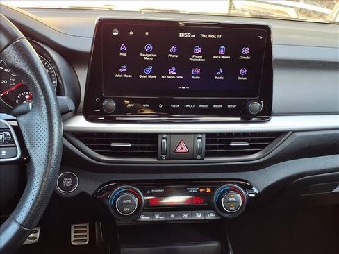 Used 2024 Kia Forte GT-Line image 15