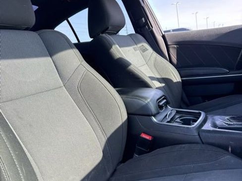 Used 2016 Dodge Charger R/T image 17
