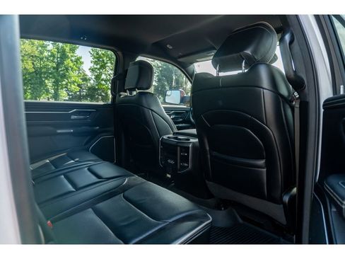 Used 2023 RAM 1500 Laramie AWD/4WD image 15