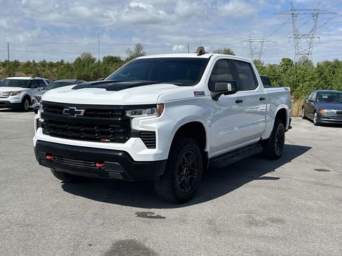 Used 2022 Chevrolet Silverado 1500 LT Trail Boss w/ LT Trail Boss Premium Package AWD/4WD image 7