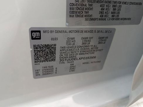 Certified 2023 GMC Sierra 1500 SLT w/ SLT Convenience Package image 33