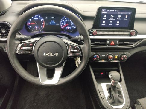 Used 2023 Kia Forte Sedan FWD image 22