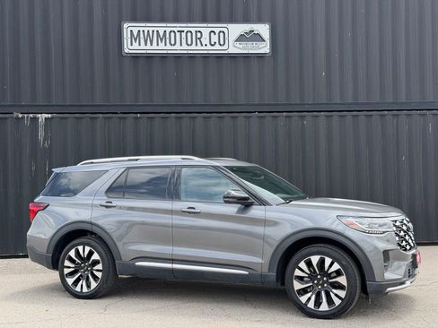 Used 2025 Ford Explorer Platinum w/ LUX Leather Package AWD/4WD image 1
