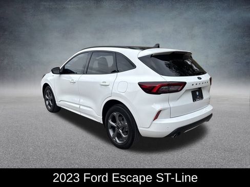 Used 2023 Ford Escape ST-Line w/ Tech Pack #1 image 3