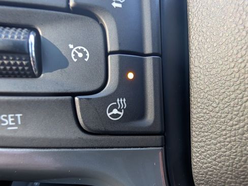 Used 2025 Chevrolet Silverado 1500 LT Trail Boss w/ LT Trail Boss Premium Package image 33