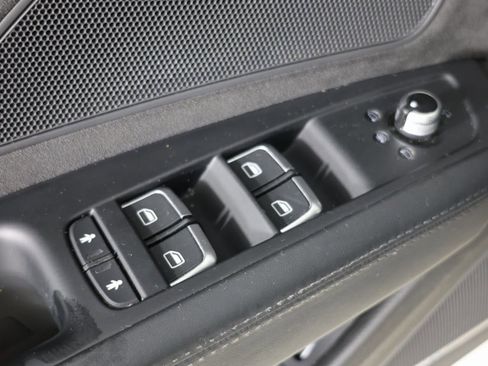 Used 2015 Audi A8 L 3.0T w/ Premium Package image 23