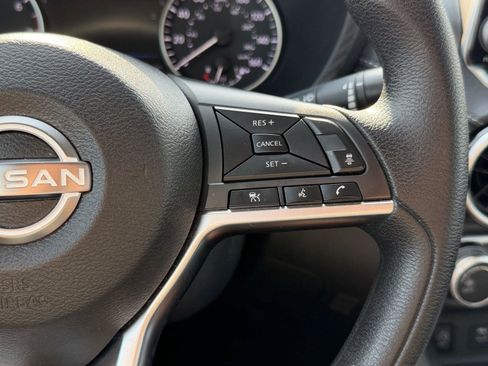 Used 2024 Nissan Sentra SV FWD image 22