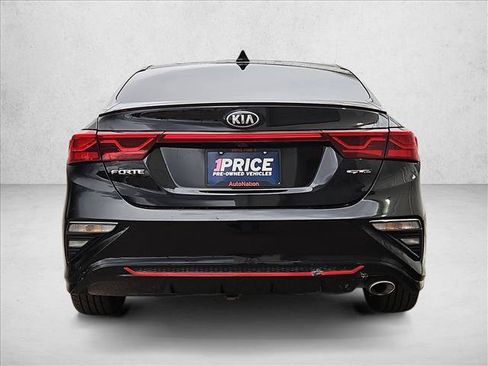 Used 2021 Kia Forte GT-Line FWD image 7