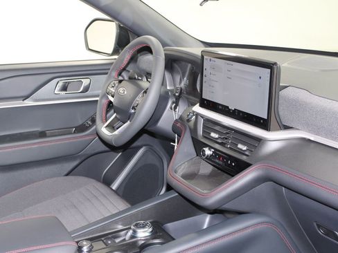 New 2026 Ford Explorer ST-Line image 31