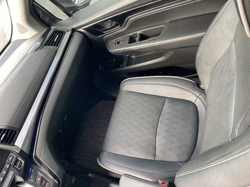 Used 2023 Honda Odyssey Elite image 31