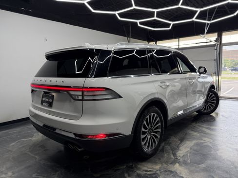 Used 2020 Lincoln Aviator Reserve w/ Equipment Group 201A AWD/4WD image 3