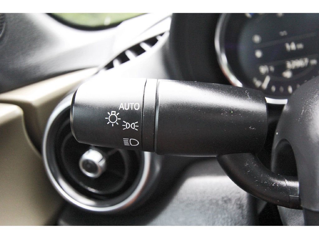 Used 2023 MAZDA MX-5 Miata Grand Touring RWD image 16