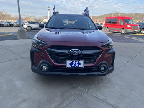 Certified 2025 Subaru Outback Premium image 8