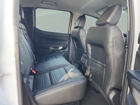 New 2025 Ford Ranger Lariat w/ FX4 Off-Road Package image 17