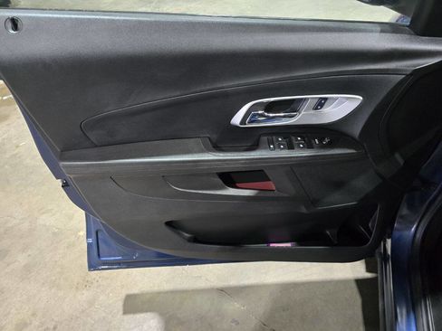 Used 2017 Chevrolet Equinox LT w/ Convenience Package image 23