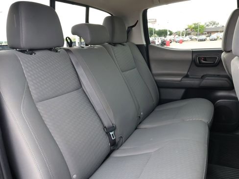 Used 2022 Toyota Tacoma SR AWD/4WD image 30