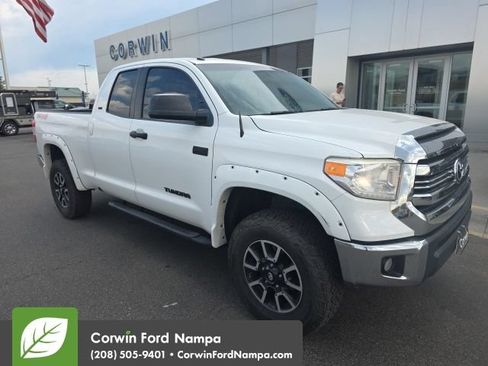 Used 2016 Toyota Tundra SR5 w/ TRD Off Road Package AWD/4WD image 5