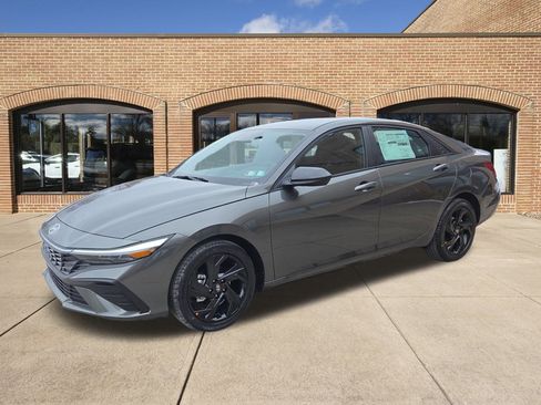 New 2026 Hyundai Elantra Sport w/ Cargo Package image 8